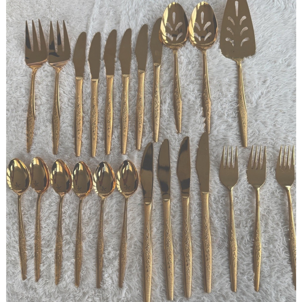 Golden Bouquet 24 kt Gold Electroplate 24 Pieces Flatware & Serving 1980’s - Picture 2 of 16